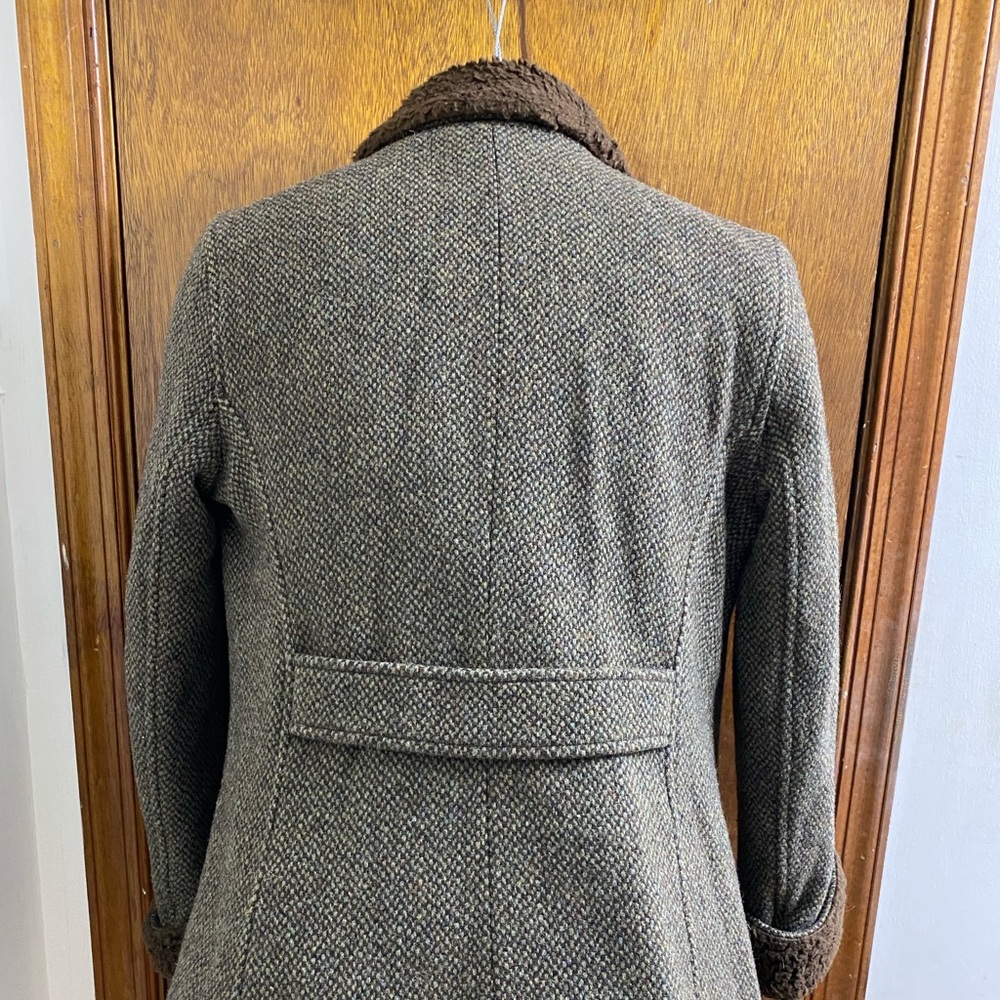 Farmers Market Iceland Olive Tweed Coat Sz Medium - Picture 5 of 8